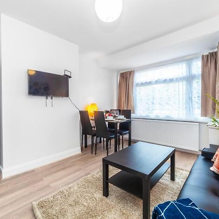 Autonomous 2 Bdr Apartment With Garden And Parking Enfield Exterior foto