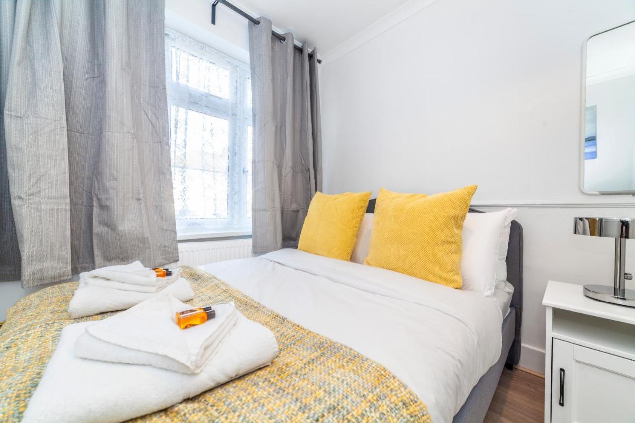 Autonomous 2 Bdr Apartment With Garden And Parking Enfield Exterior foto