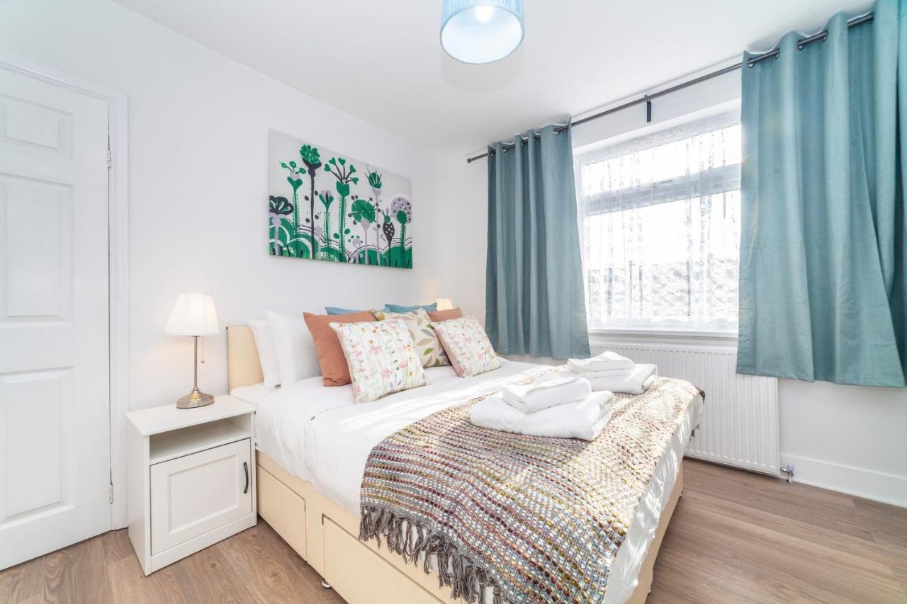 Autonomous 2 Bdr Apartment With Garden And Parking Enfield Exterior foto